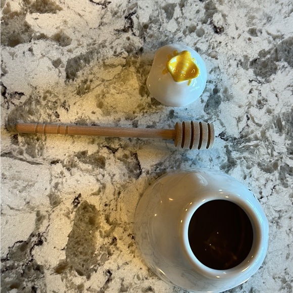 Rae Dunn Honey Jar - Picture 3 of 4